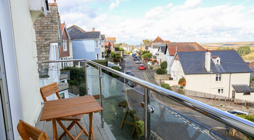 Photo of 4 Lyndhurst