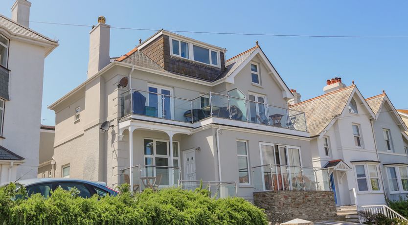 Photo of 4 Lyndhurst