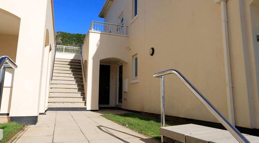 Photo of 6 Chichester Court