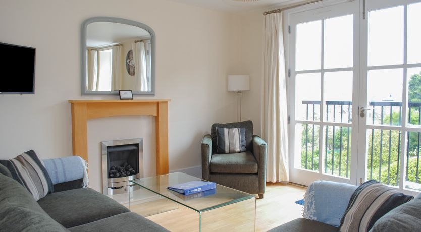 Photo of 6 Combehaven