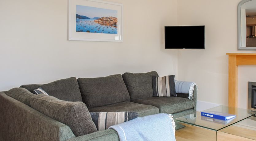 Photo of 6 Combehaven