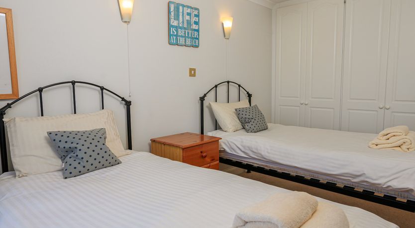 Photo of 7 Thurlestone Rock