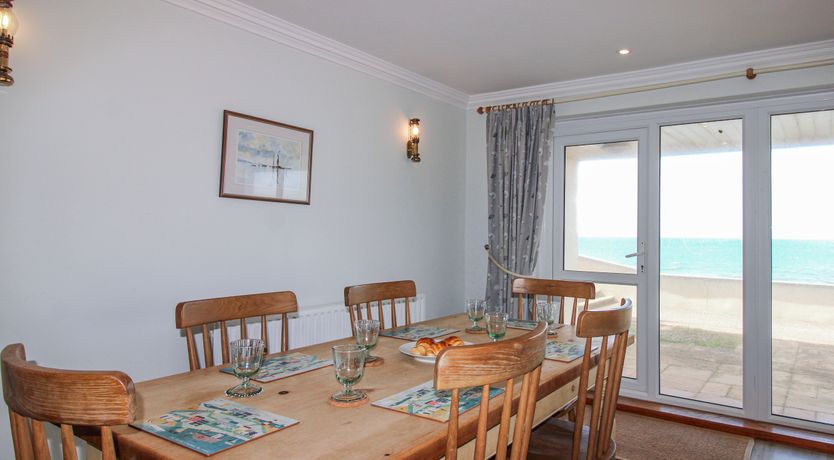 Photo of 7 Thurlestone Rock
