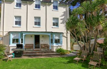 Batson House Holiday Cottage