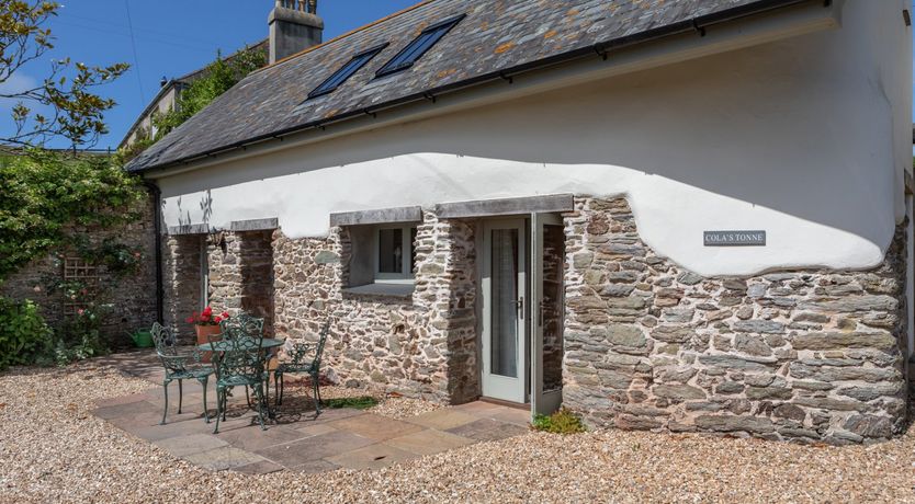 Photo of Cola's Tonne