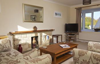 Amberley Holiday Cottage