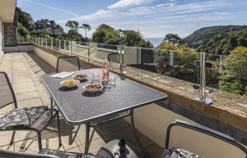 5 Fairhaven Apartment