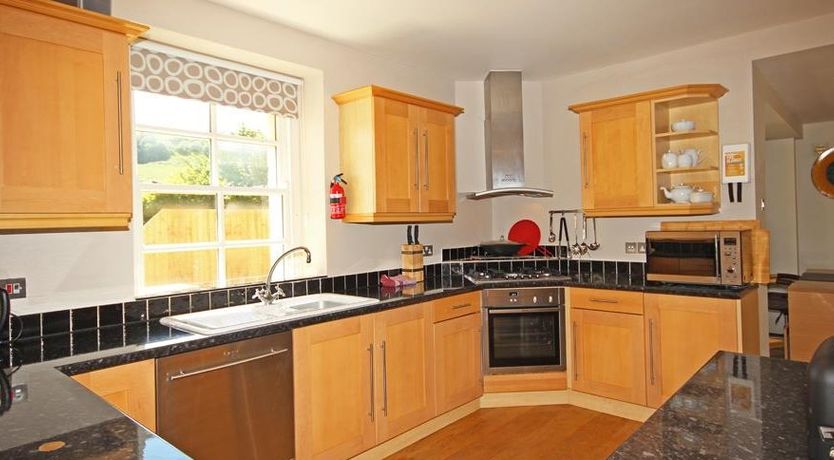 Photo of Fairview House