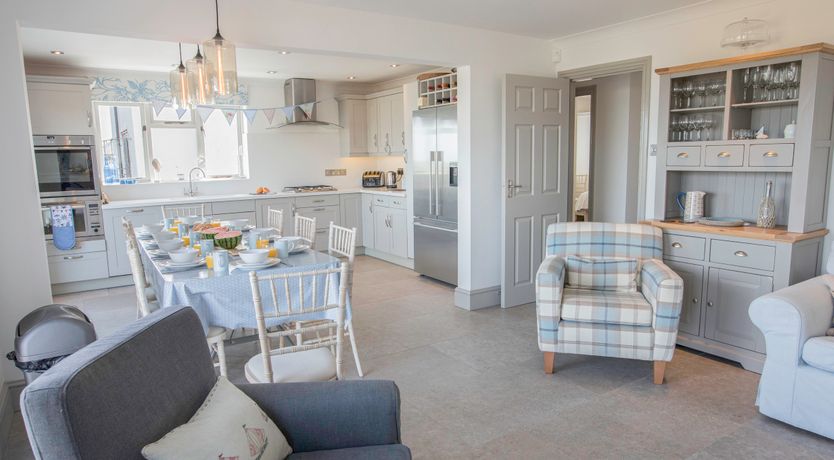 Photo of Raleigh House