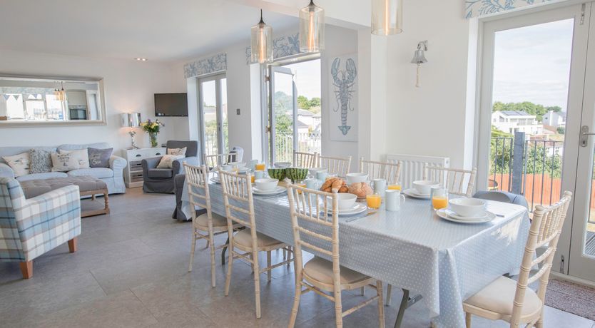 Photo of Raleigh House