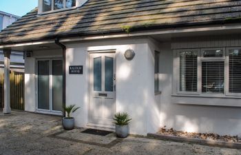 Raleigh House Holiday Home