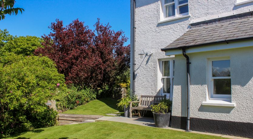 Photo of Warren Cottage