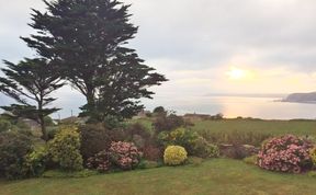 Photo of Seaspray (Bigbury-on-Sea)