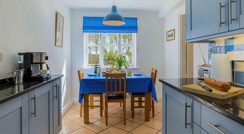 Photo of 3 Bed in Lyme Regis