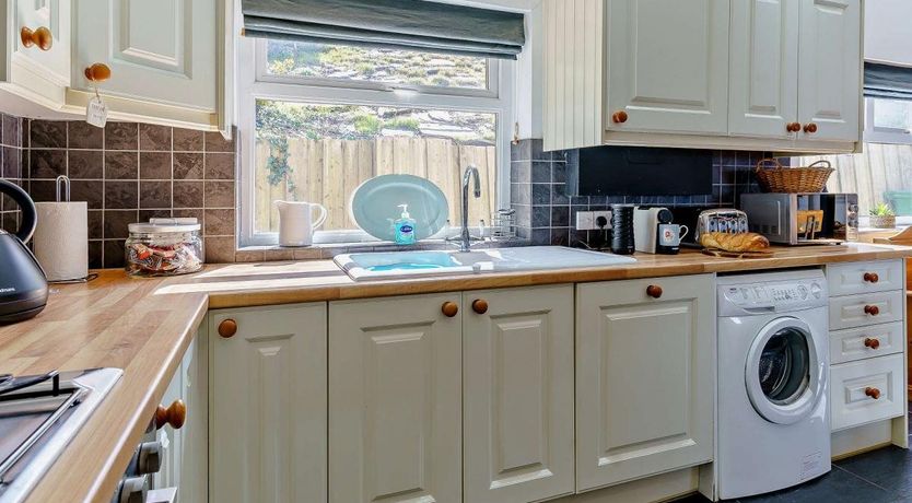 Photo of 4 Bed in Tresaith