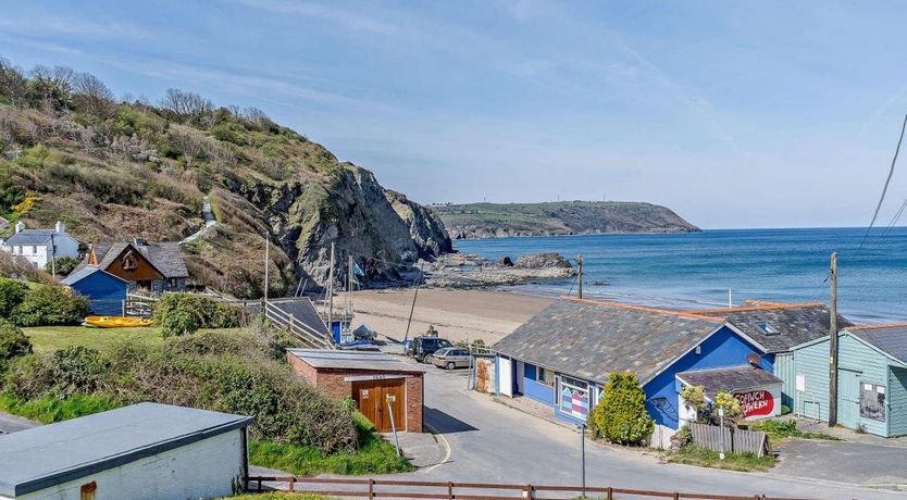 Photo of 4 Bed in Tresaith