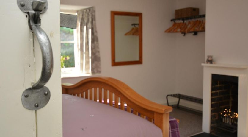 Photo of 2 Bed in Bradford Peverell