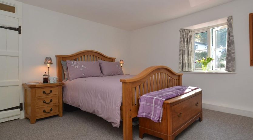 Photo of 2 Bed in Bradford Peverell