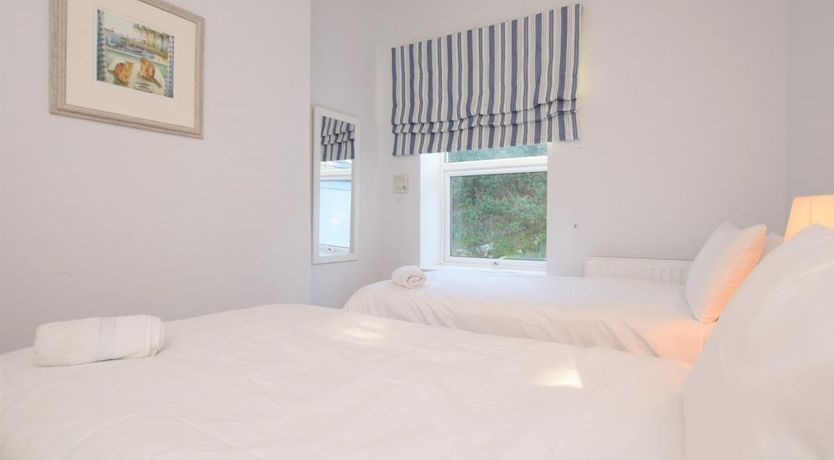 Photo of 2 Bed in Westward Ho