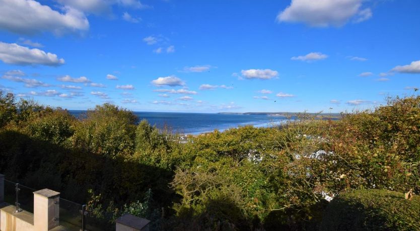 Photo of 2 Bed in Westward Ho