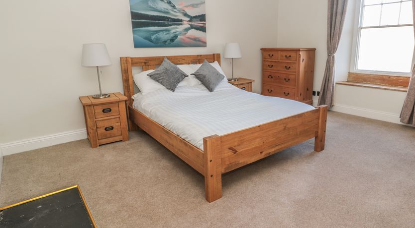 Photo of Hare & Hounds House