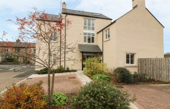 5 Old Laundry Mews Apartment