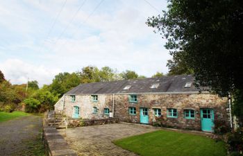 Ysgubor Glyn Holiday Cottage