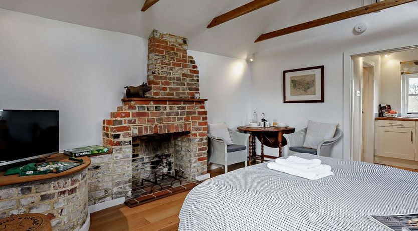 Photo of 1 Bed in Tenterden