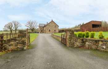 Ty Berllan Holiday Cottage