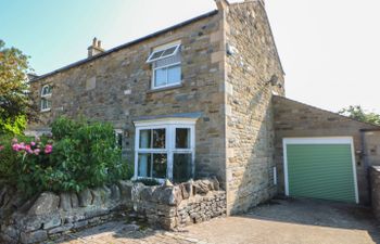 10 Old School Close Holiday Cottage