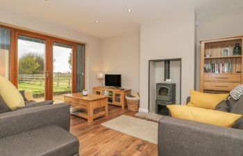 Little Acres Holiday Cottage