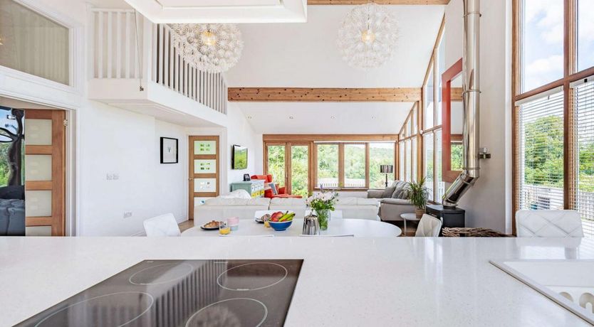 Photo of 3 Bed in Freshwater East