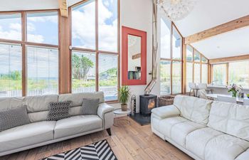 in Freshwater East (66265) Holiday Cottage