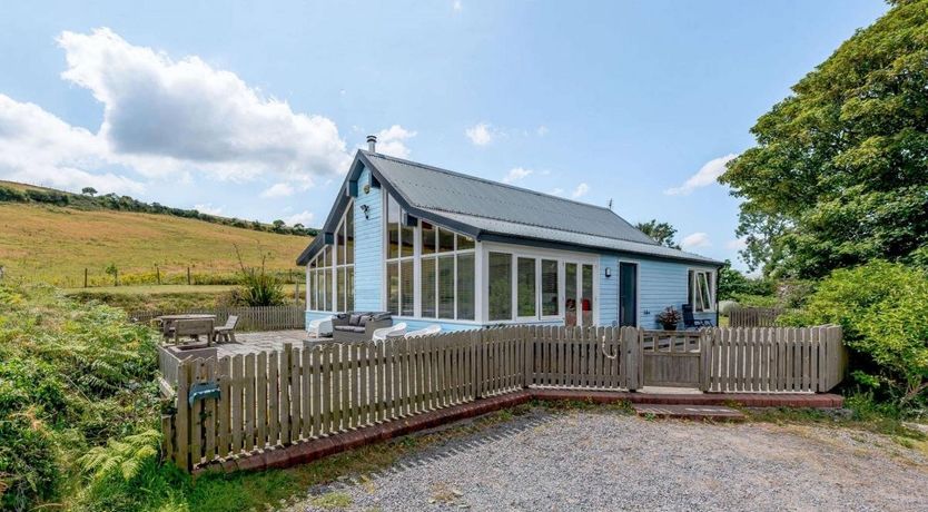 Photo of 3 Bed in Freshwater East