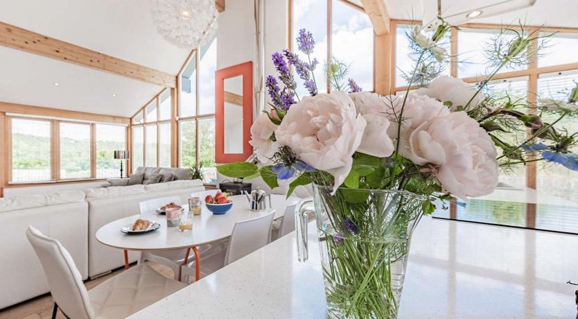 Photo of 3 Bed in Freshwater East