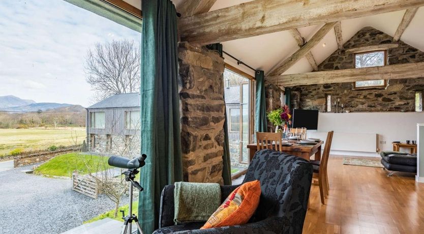 Photo of 2 Bed in Arthog