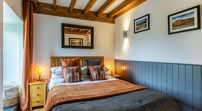 Photo of 2 Bed in Arthog