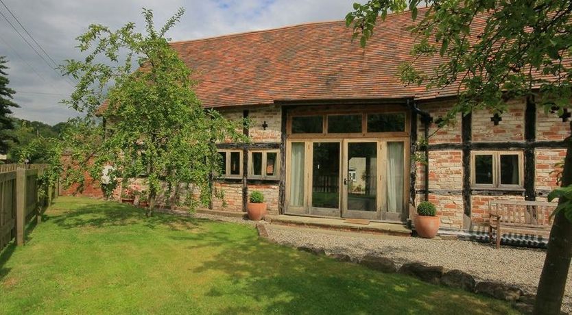 Photo of Whites Farm Barn