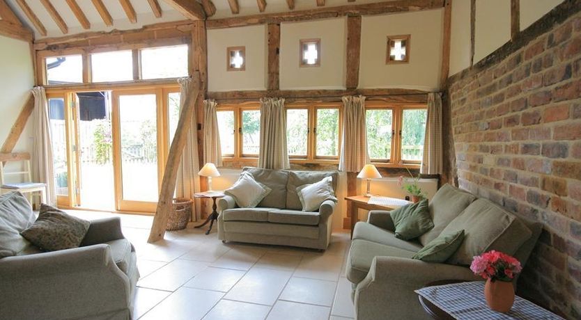 Photo of Whites Farm Barn