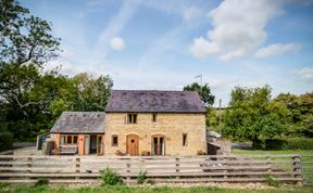 Photo of Little Barn