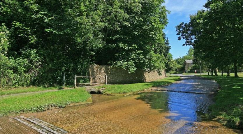 Photo of Temple Mews