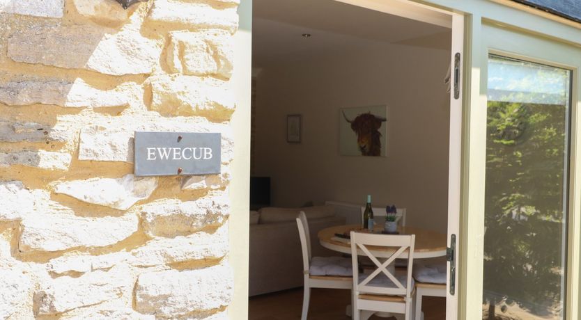 Photo of Ewecub Barn