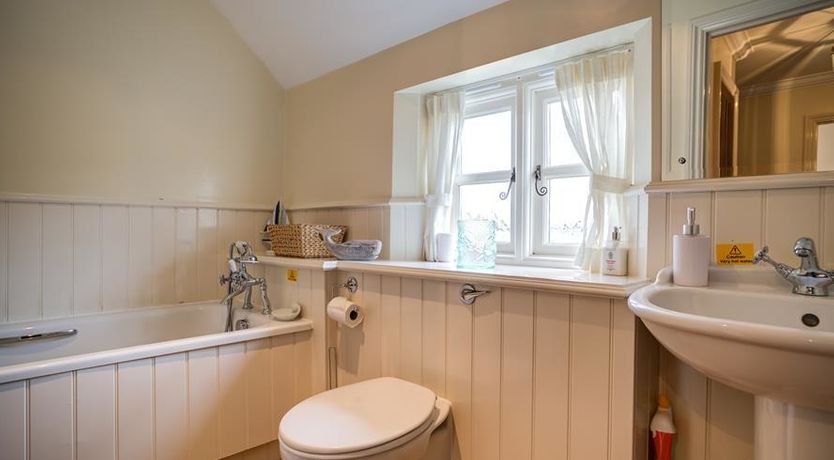 Photo of Stow Cottage