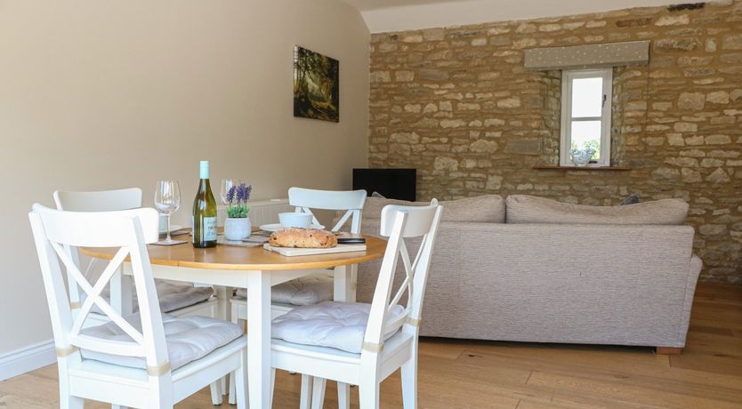 Photo of Nutchat Barn