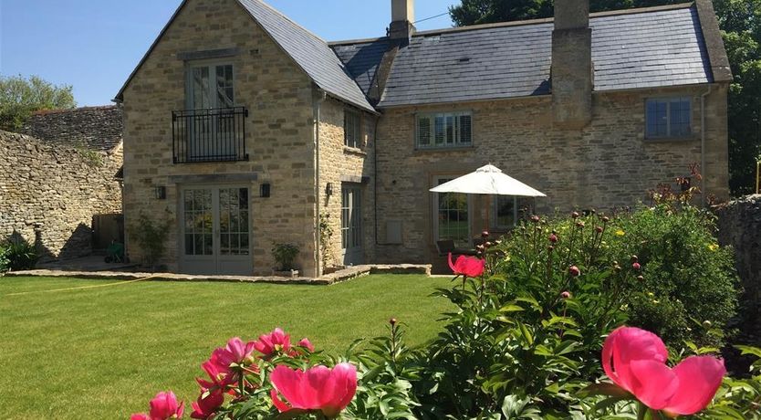 Photo of Hillside Cottage