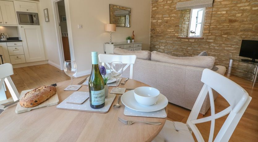 Photo of Saddlebacks Barn