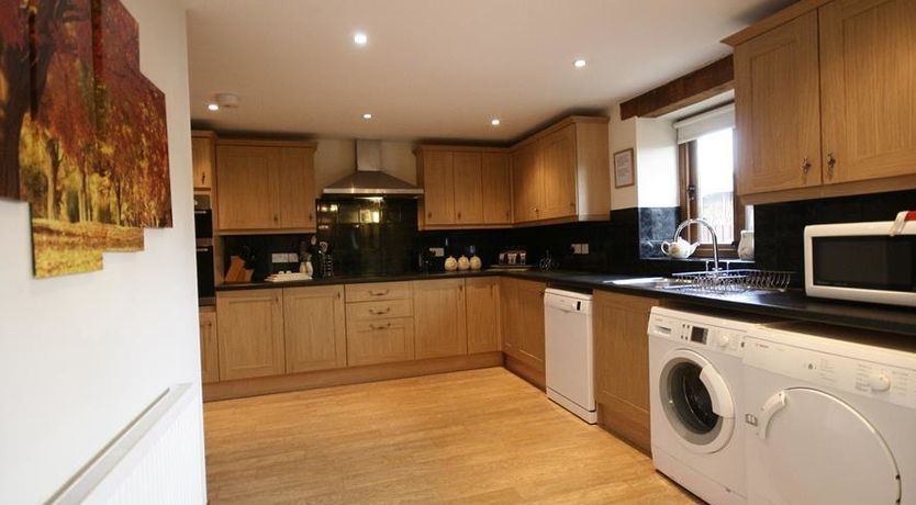 Photo of Tithe Barn, Lyneham