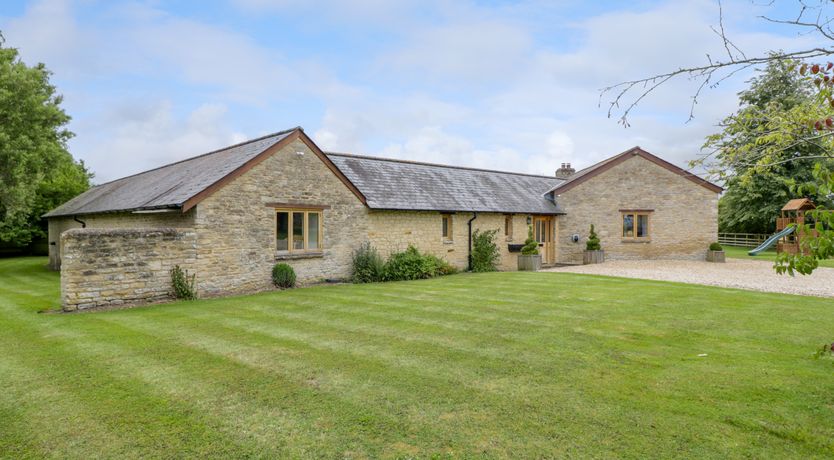 Photo of Lower Farm Barn