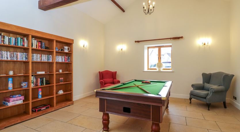 Photo of Lower Farm Barn