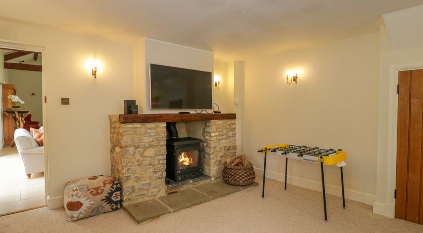 Photo of Lower Farm Barn